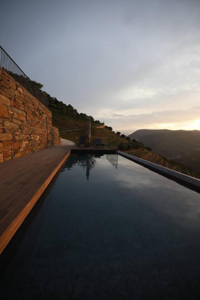 Quinta Vale De Lobos Bed & Breakfast Folgosa  Exterior photo